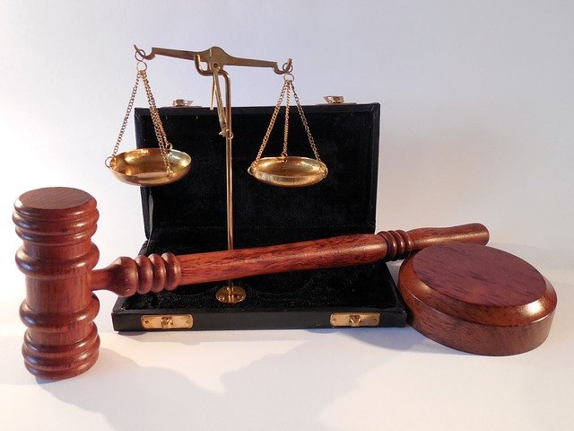 W czym umie nam wesprzeć radca prawny? W jakich sytuacjach i w jakich kompetencjach prawa wspomoże nam radca prawny?